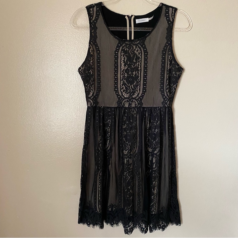 Blu Pepper Angela Sleeveless Black Lace Mini Dress - Picture 2 of 8